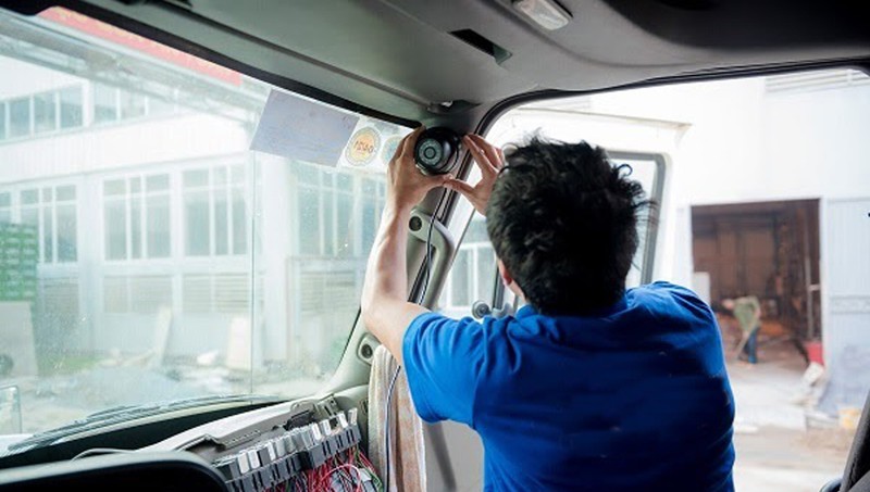 Hiện còn khoảng 50.000 xe ô tô kinh doanh chưa lắp camera giám sát theo quy định.