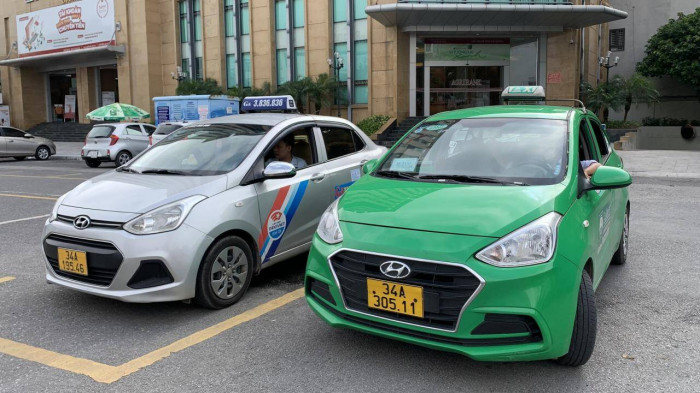 Nhiều hãng taxi ở Hải Dương đồng loạt tăng giá cước để bù chi phí