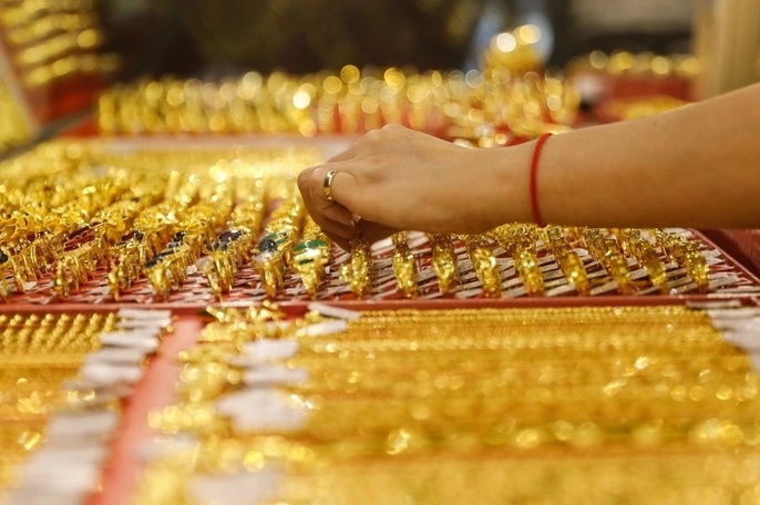 Giá vàng ngày 1/7: Giá vàng SJC tăng nhẹ ở mức gần 69 triệu đồng/ lượng bán ra