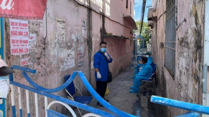 Khánh Hòa: Trưởng ban bảo vệ dân phố "ăn chặn" 372 triệu phụ cấp chống dịch COVID-19
