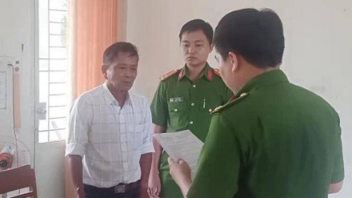 Khởi tố đối tượng Nguyễn Phú Cường làm giả công văn UBND huyện để bán cát “ảo”