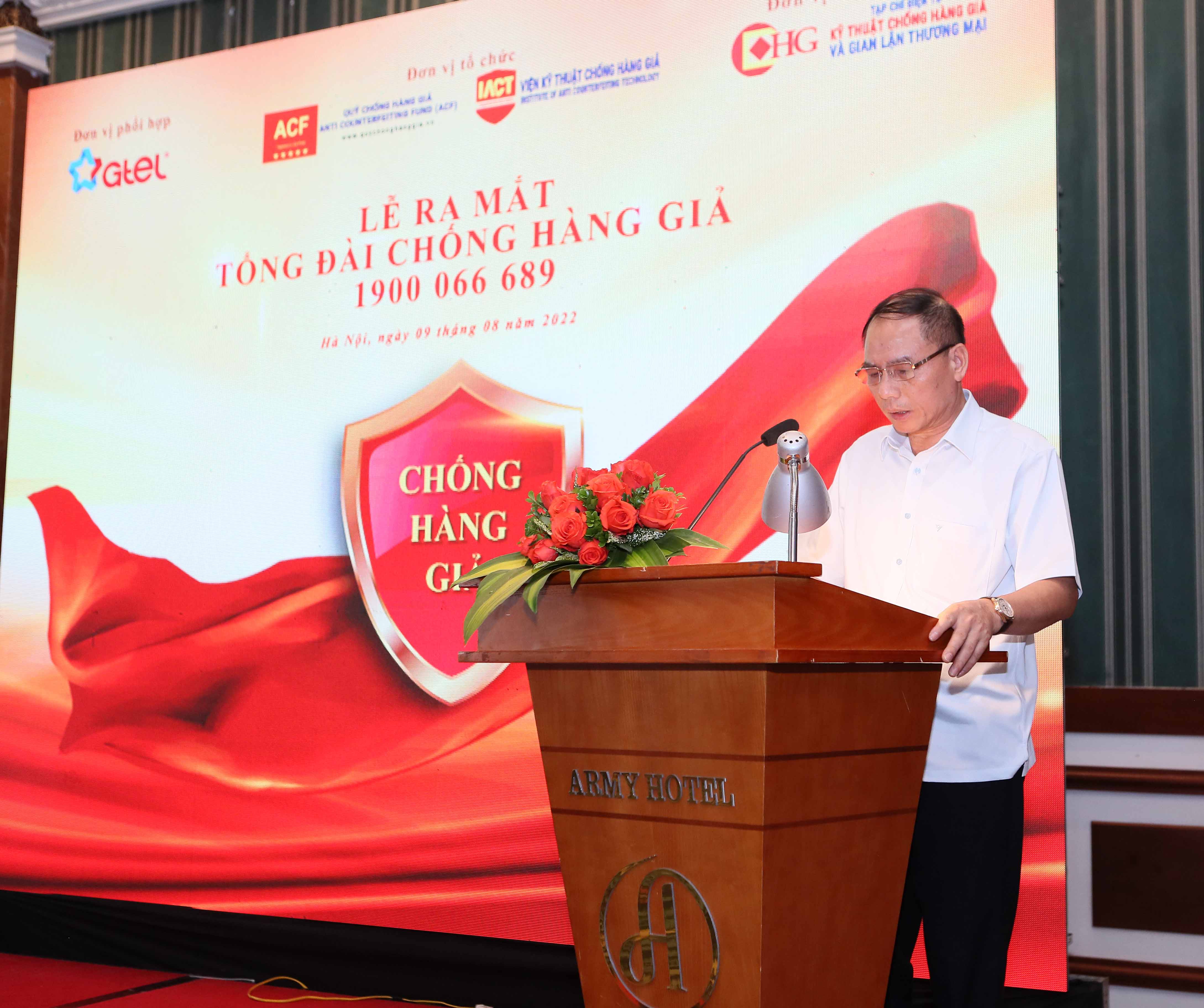 Ông Hồ Quang Thái - Phó Chủ tịch thường trực Hội đồng quản lý Quỹ Chống hàng giả, phát biểu tại buổi lễ